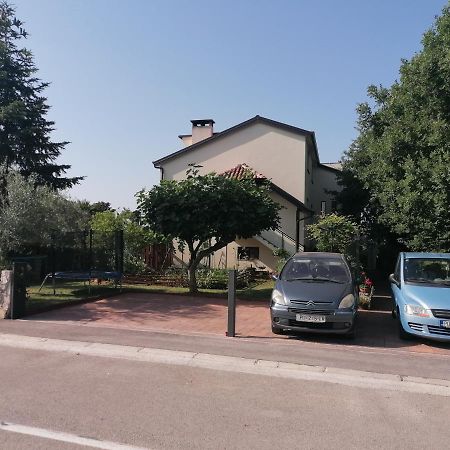 Apartment Jasna 波雷奇 外观 照片